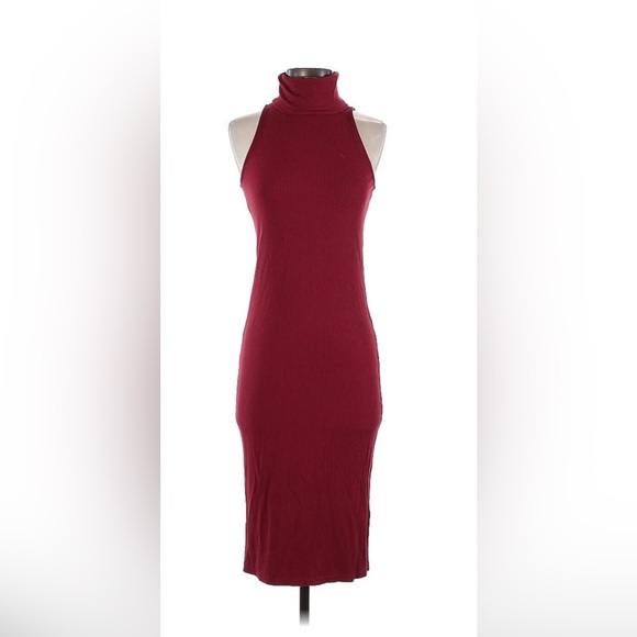 Red Banana Republic midi dress. In great condition, worn once. - Picture 1 of 4
